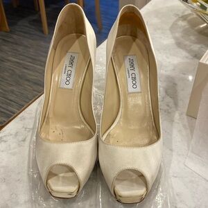 Jimmy Choo satin ivory shoes